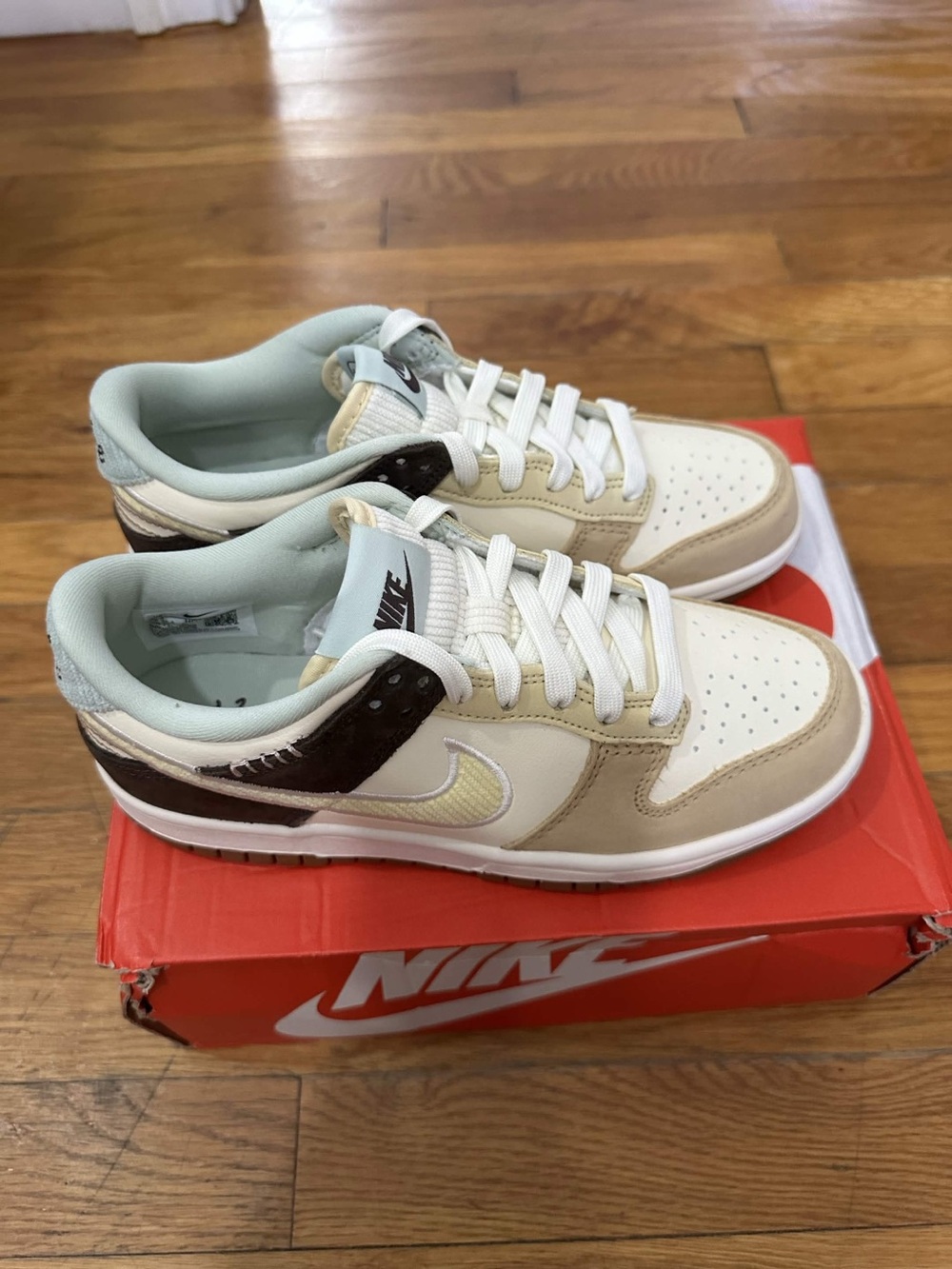 *Slightly Used* Nike Dunk Low Big Kid Brown (HQ3474-171) Size 4.5Y